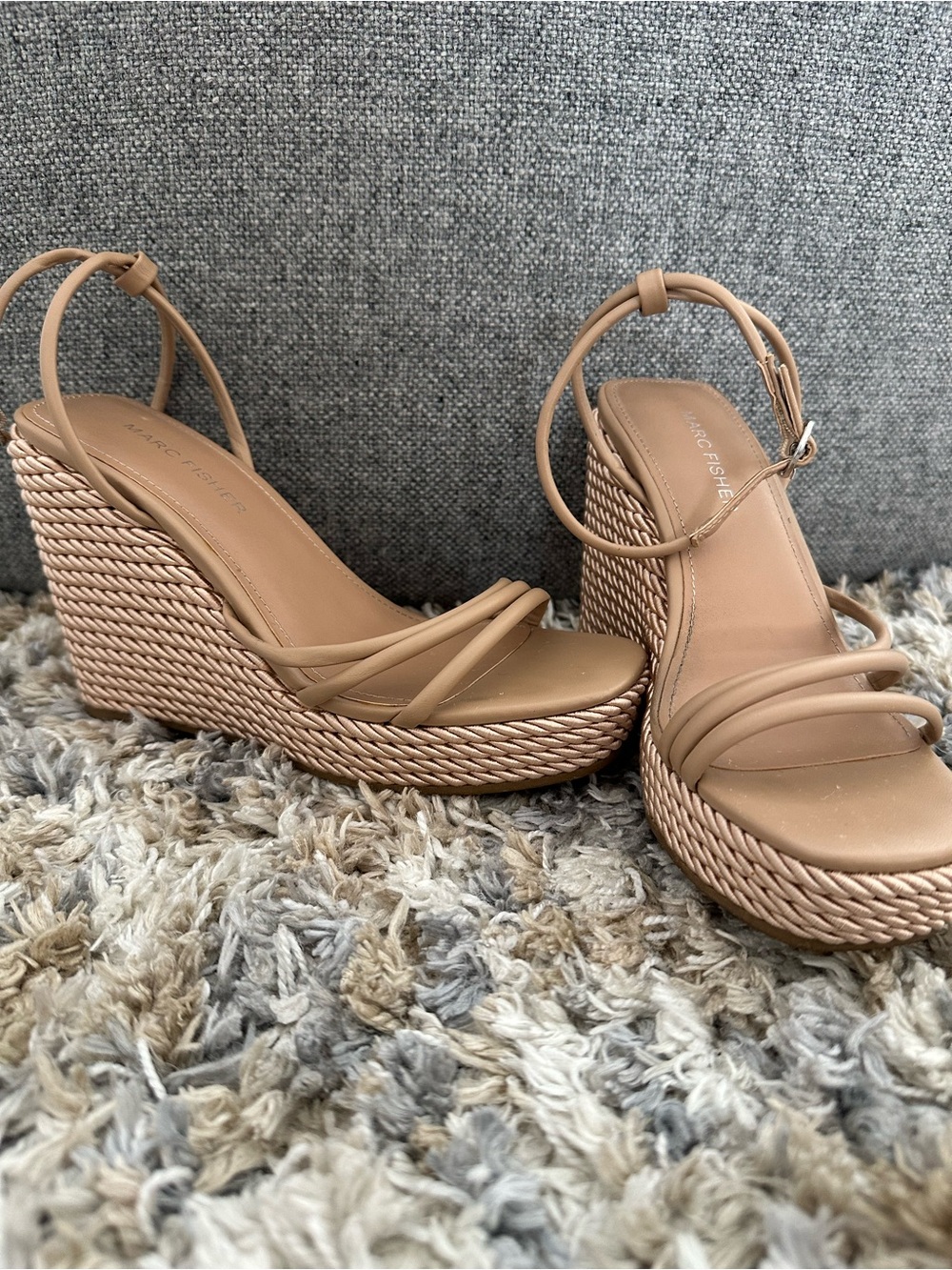 Marc Fisher Tan Woven Platform Wedge Sandals size 6